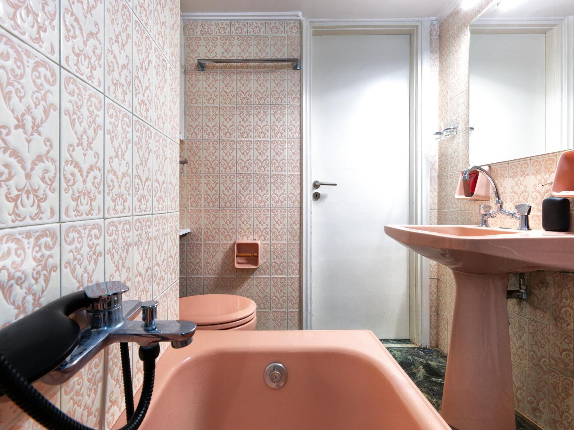 Central Pagrati Apartment With Park View Balcony - Opp Pangrati Grove أثينا المظهر الخارجي الصورة